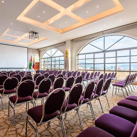 Hotel Dann Carlton Bucaramanga Ngoại thất bức ảnh Meeting room