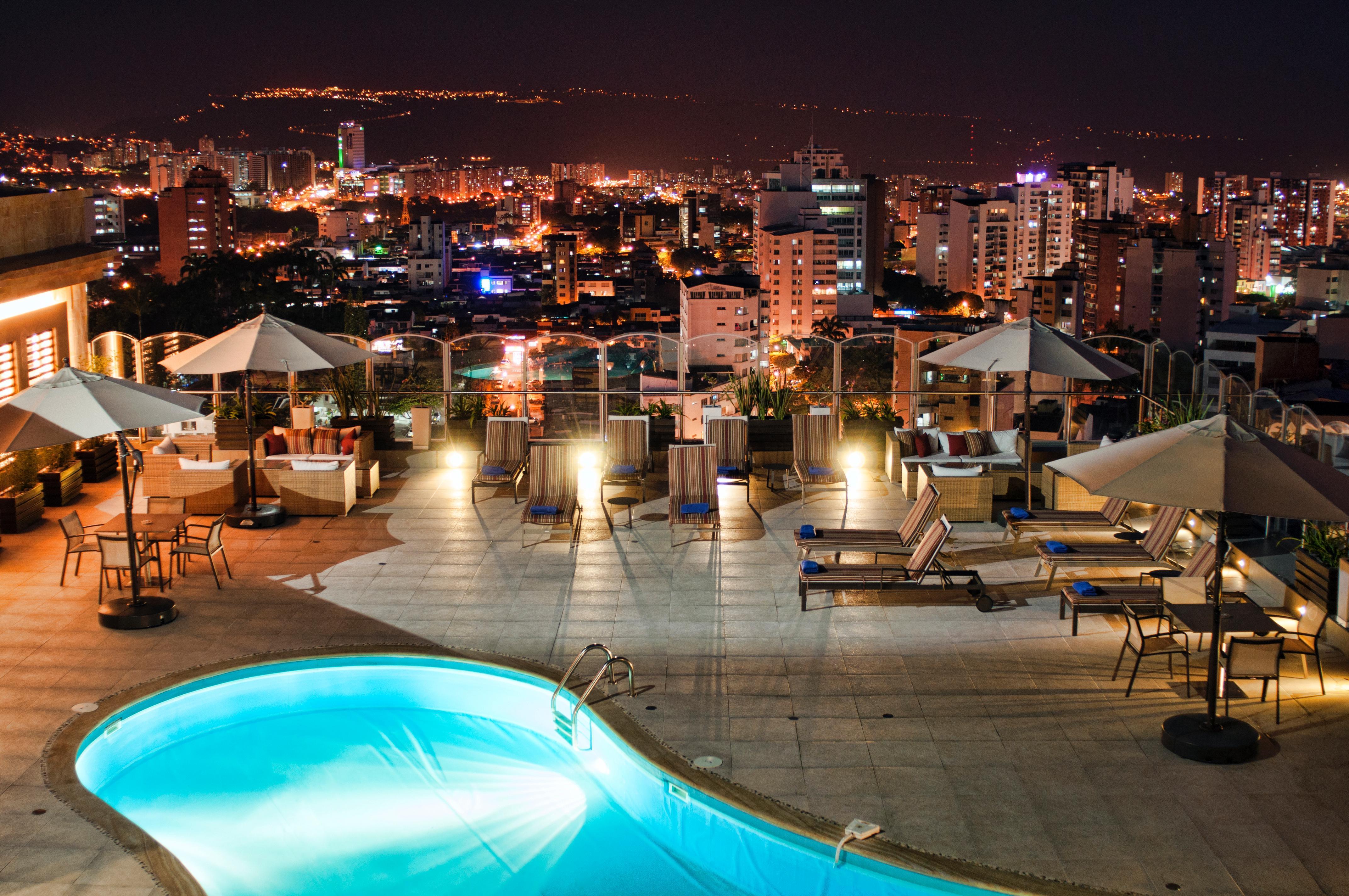Hotel Dann Carlton Bucaramanga Ngoại thất bức ảnh View of the city from the hotel