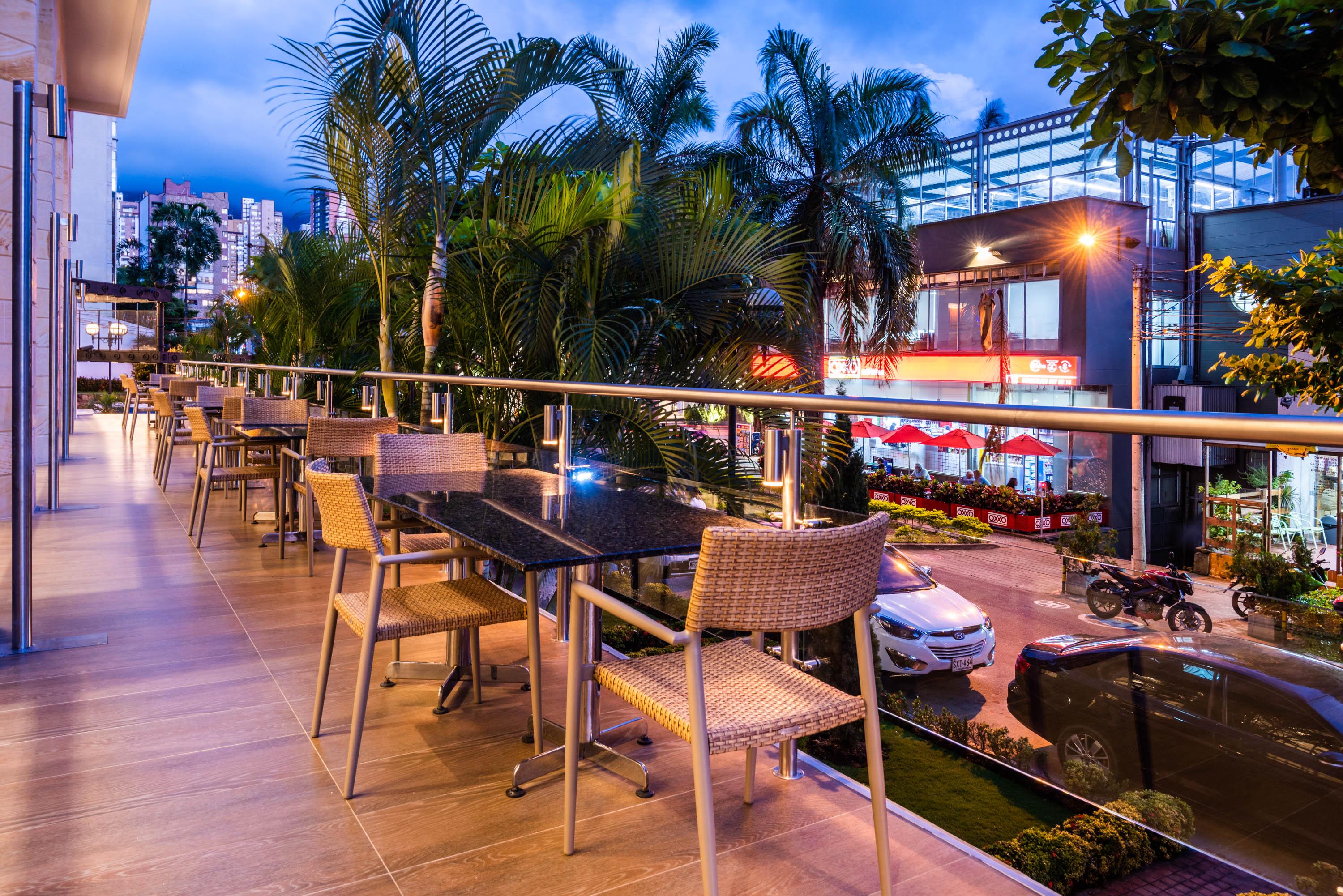 Hotel Dann Carlton Bucaramanga Ngoại thất bức ảnh The outdoor terrace at the hotel