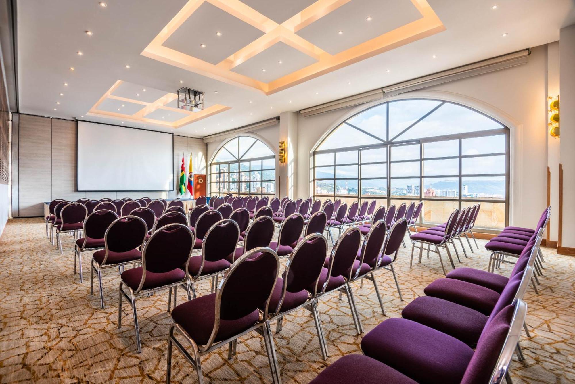 Hotel Dann Carlton Bucaramanga Ngoại thất bức ảnh Meeting room